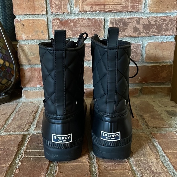Sperry Top-Sider Black Saltwater Quilted Boots - Picture 3 of 8